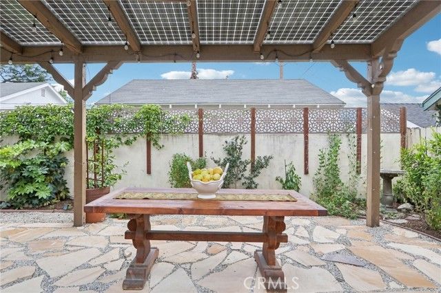 1620 Broadview Drive, Glendale, CA 91208