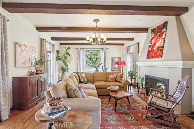 1620 Broadview Drive, Glendale, CA 91208