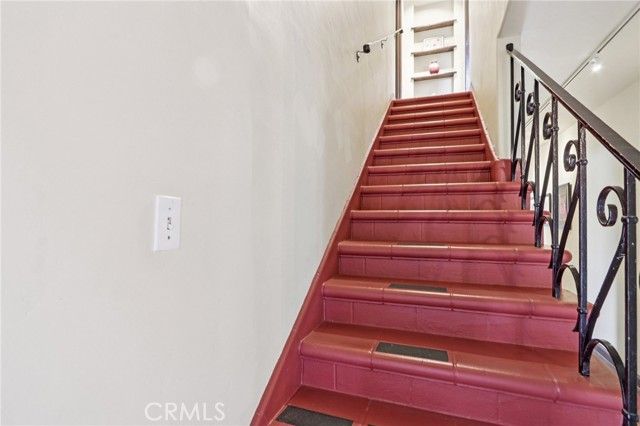 1620 Broadview Drive, Glendale, CA 91208