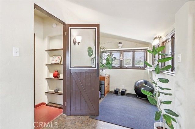 1620 Broadview Drive, Glendale, CA 91208