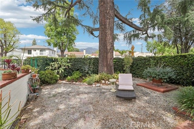 1620 Broadview Drive, Glendale, CA 91208