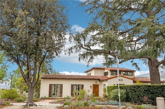 1620 Broadview Drive, Glendale, CA 91208