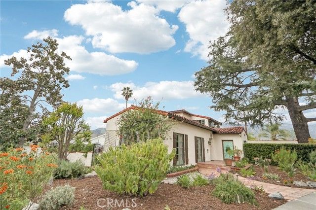 1620 Broadview Drive, Glendale, CA 91208