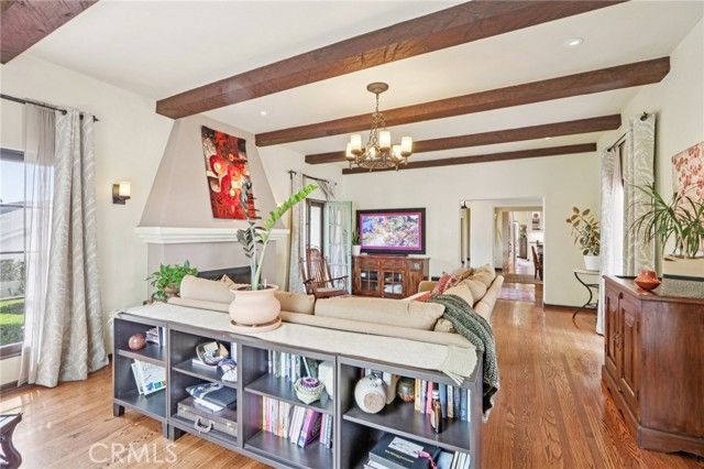 1620 Broadview Drive, Glendale, CA 91208