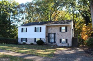 8269 CAMION RD, Pasadena, MD 21122