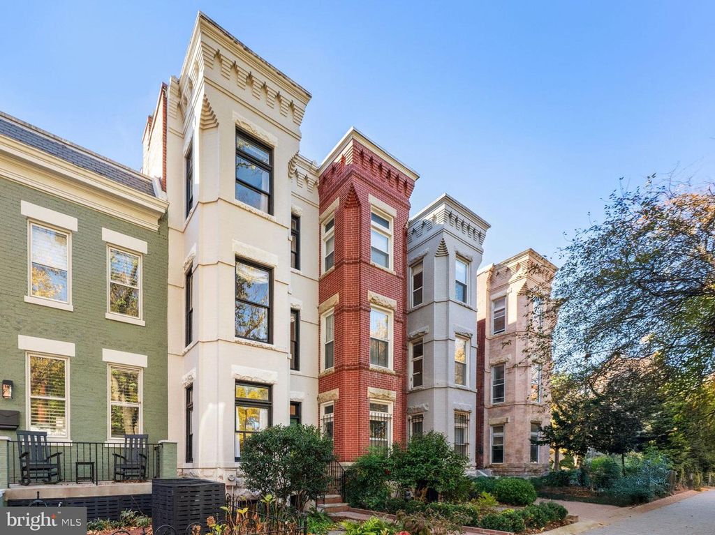 107 KENTUCKY AVE SE, Washington, DC 20003