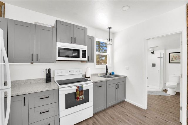 W9862 COUNTY RD W, Crivitz, WI 54114