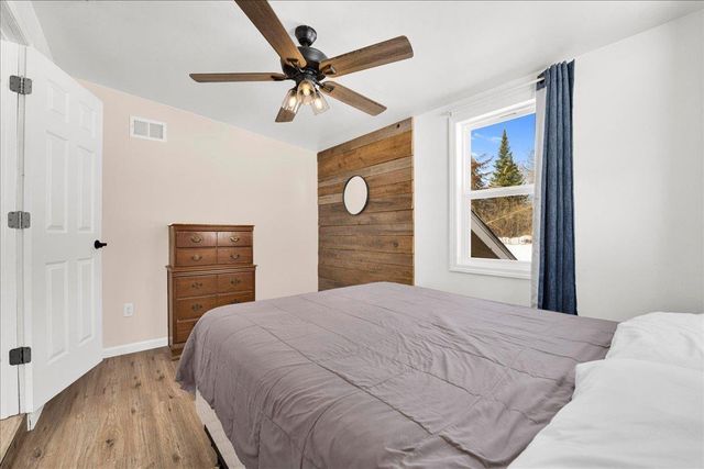 W9862 COUNTY RD W, Crivitz, WI 54114