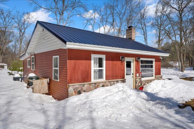 W9862 COUNTY RD W, Crivitz, WI 54114