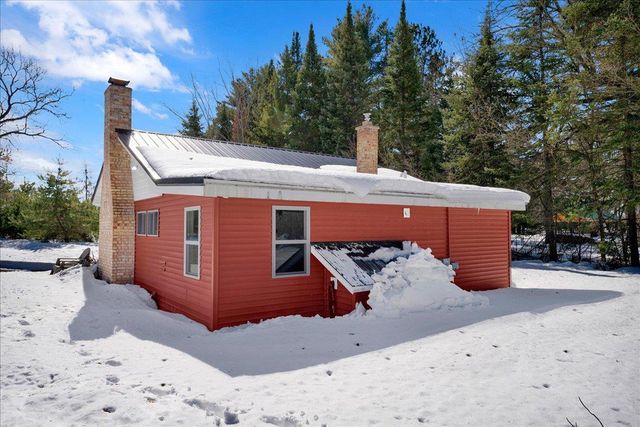 W9862 COUNTY RD W, Crivitz, WI 54114