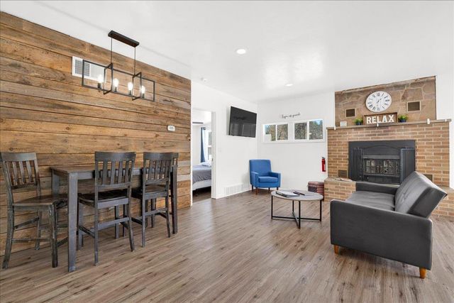 W9862 COUNTY RD W, Crivitz, WI 54114