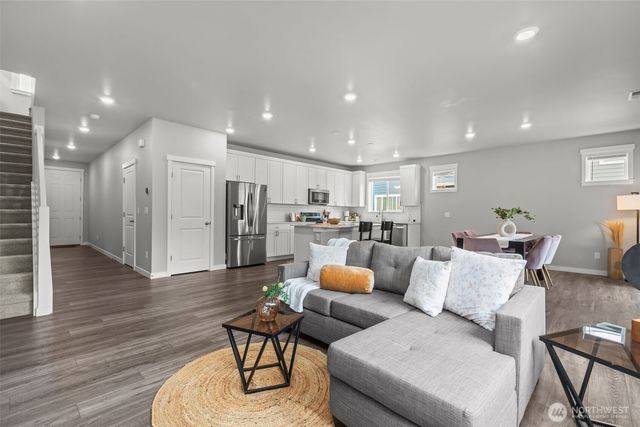 30241 117th Court SE, Auburn, WA 98092