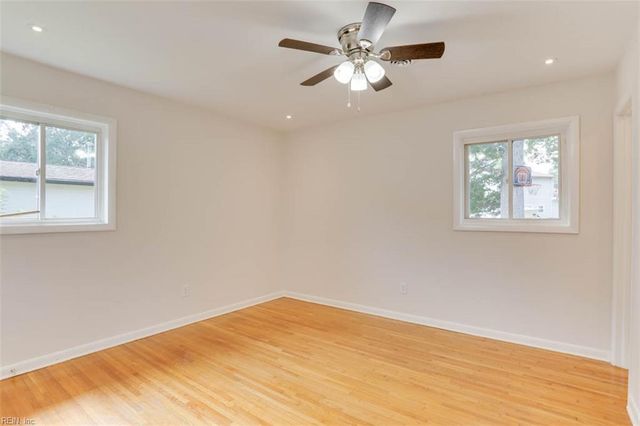 123 Delmar LN, Newport News, VA 23602