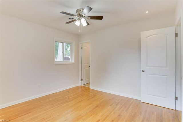 123 Delmar LN, Newport News, VA 23602