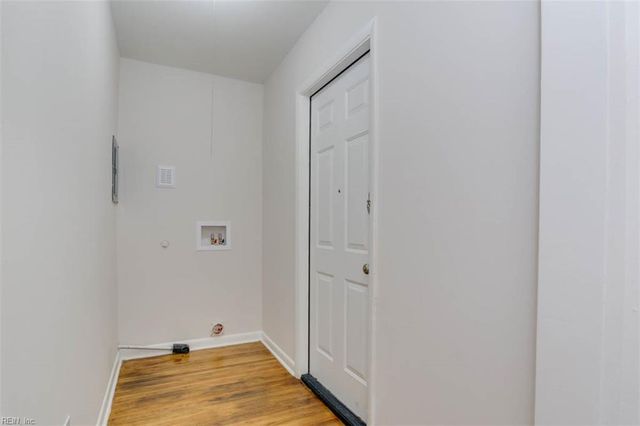 123 Delmar LN, Newport News, VA 23602