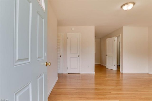 123 Delmar LN, Newport News, VA 23602
