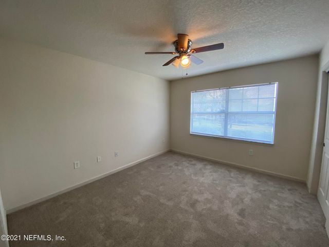 8550 ARGYLE BUSINESS Loop 302, Jacksonville, FL 32244