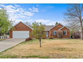 2243 Breckenridge Dr, Berthoud, CO 80513