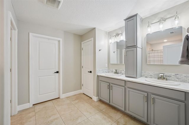 12620 SANDPINE RESERVE PLACE, Gibsonton, FL 33534