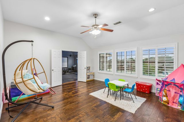 7109 New Bury Court, Rowlett, TX 75089