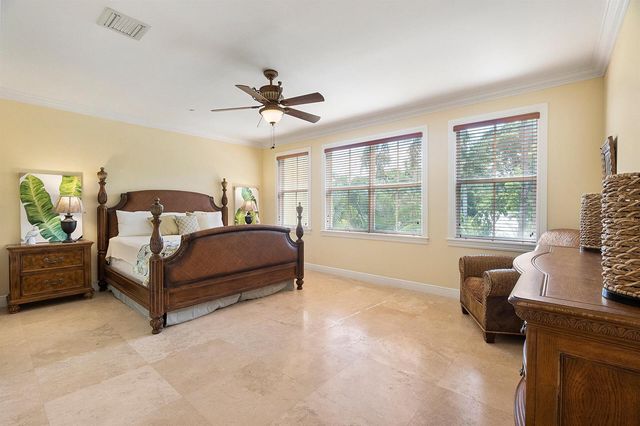 1421 NE 26th Avenue, Fort Lauderdale, FL 33304