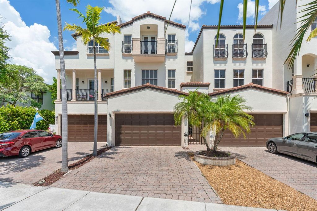 1421 NE 26th Avenue, Fort Lauderdale, FL 33304