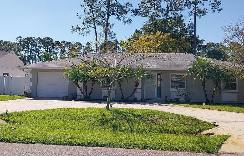 74 BERKSHIRE LANE, Palm Coast, FL 32137