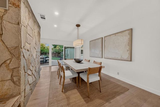 1215 Eva Avenue, Los Altos, CA 94024