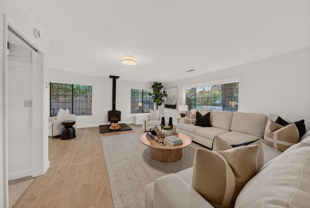 1215 Eva Avenue, Los Altos, CA 94024