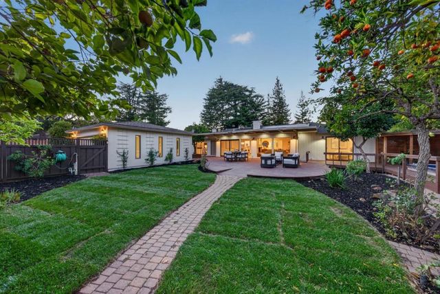 1215 Eva Avenue, Los Altos, CA 94024