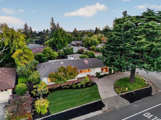 1215 Eva Avenue, Los Altos, CA 94024