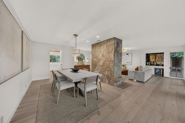 1215 Eva Avenue, Los Altos, CA 94024
