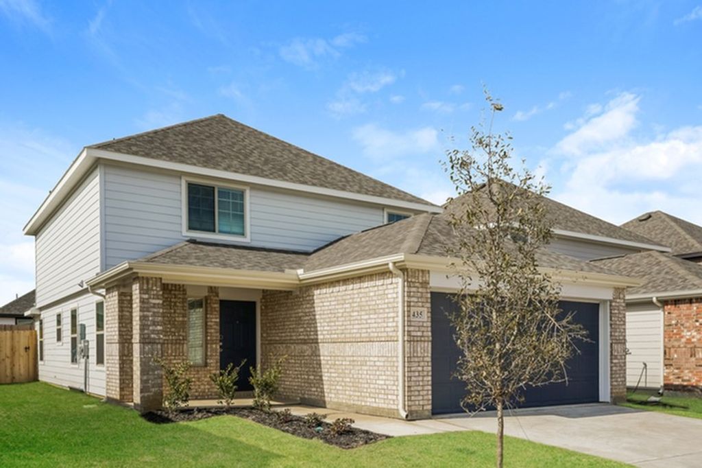 435 Thompson Place, Everman, TX 76140