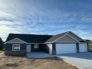 129 Highlands Boulevard, Melrose, MN 56352