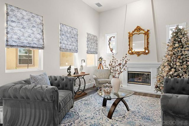 2340 Douglaston Glen, Escondido, CA 92026