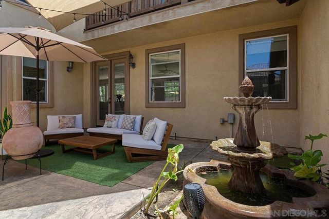 2340 Douglaston Glen, Escondido, CA 92026