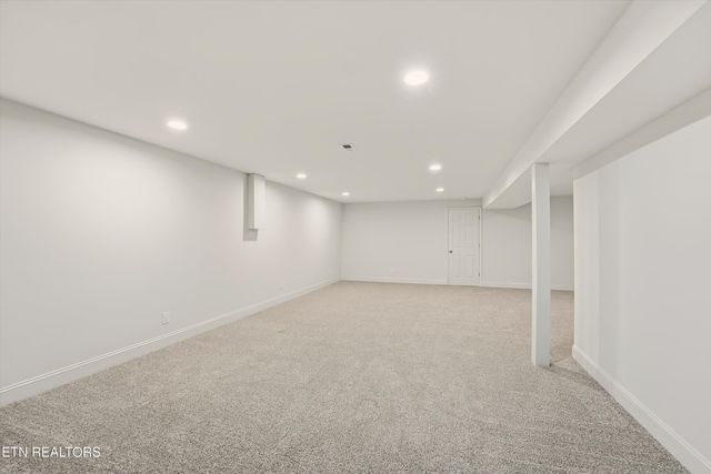 229 Brown Crest Rd, Lafollette, TN 37766