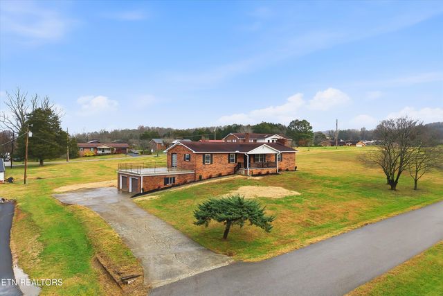 229 Brown Crest Rd, Lafollette, TN 37766