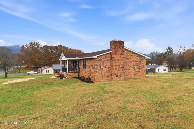 229 Brown Crest Rd, Lafollette, TN 37766