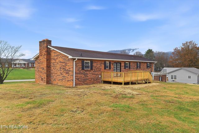 229 Brown Crest Rd, Lafollette, TN 37766