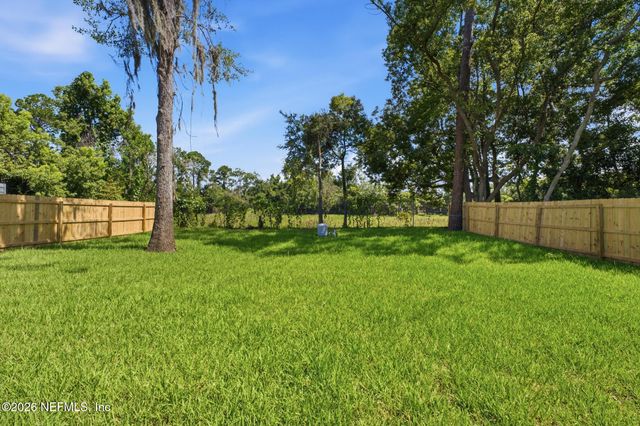 433 PONCE Boulevard, Jacksonville, FL 32218