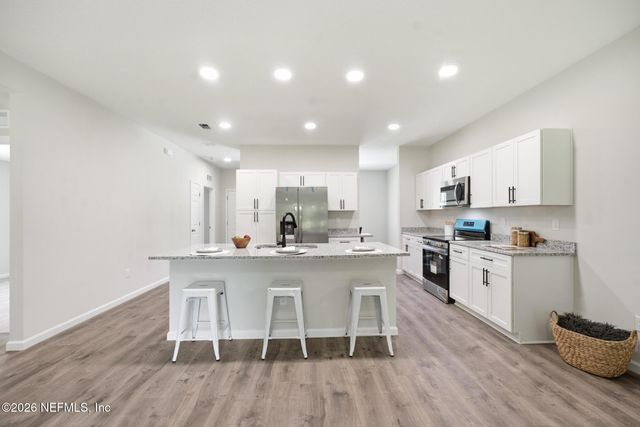 433 PONCE Boulevard, Jacksonville, FL 32218