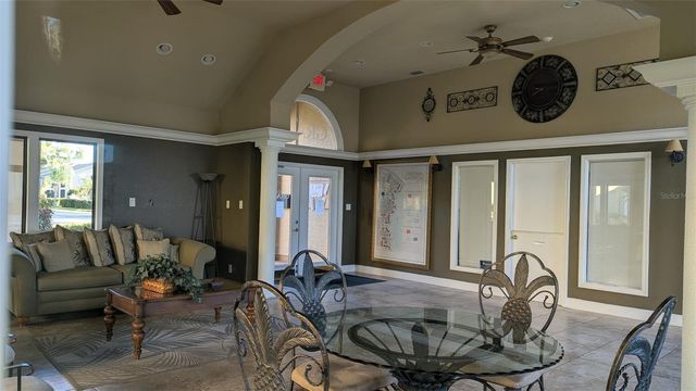 4061 CROCKERS LAKE BOULEVARD 23, Sarasota, FL 34238