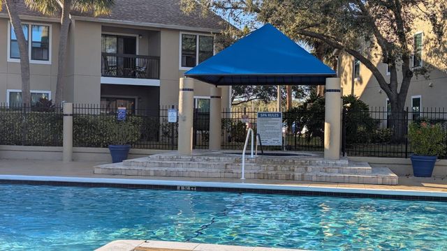 4061 CROCKERS LAKE BOULEVARD 23, Sarasota, FL 34238