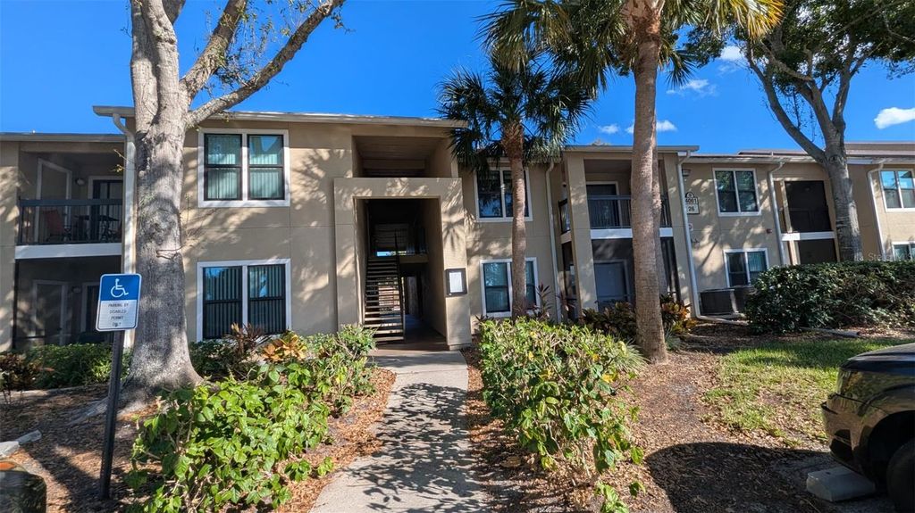 4061 CROCKERS LAKE BOULEVARD 23, Sarasota, FL 34238