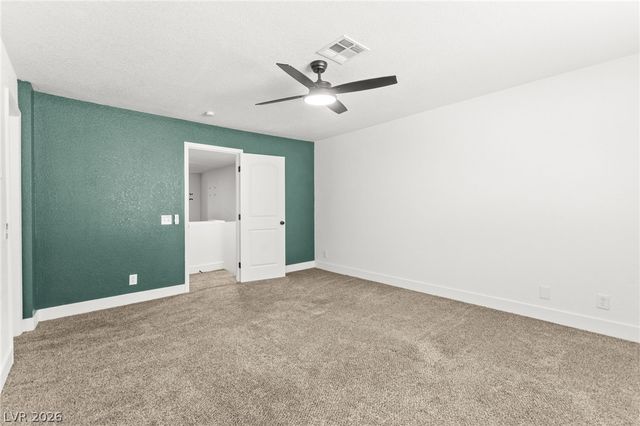 2431 Old Forge Lane 104, Las Vegas, NV 89121