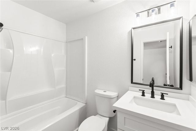 2431 Old Forge Lane 104, Las Vegas, NV 89121