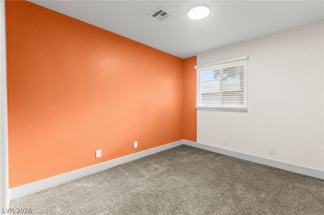 2431 Old Forge Lane 104, Las Vegas, NV 89121