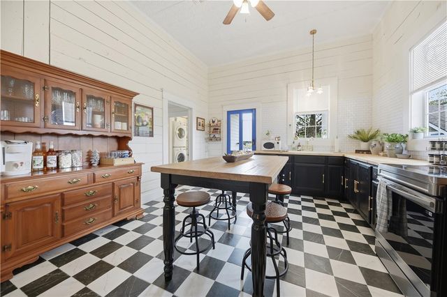 511 Peabody Street, Brenham, TX 77833