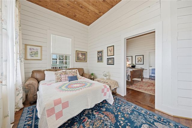 511 Peabody Street, Brenham, TX 77833